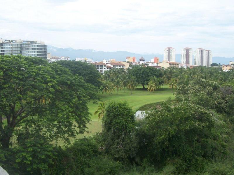 One Puerto Vallarta Aeropuerto Hotel Bagian luar foto